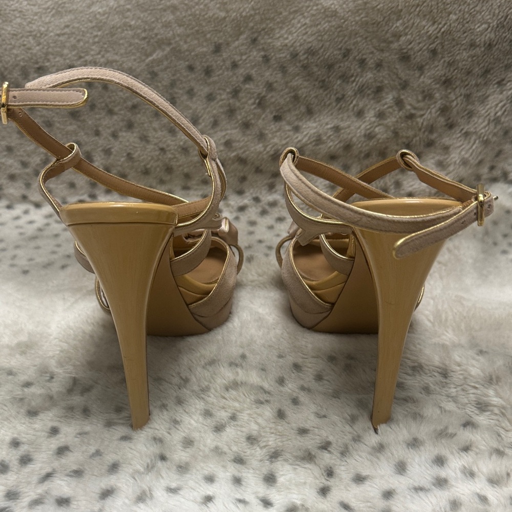 Salvatore Ferragamo Nude & Blush Suede Bow Platform Heels | Italy - Picture 7 of 14
